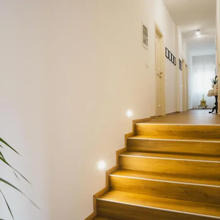 Lucignolo Pensión 4*